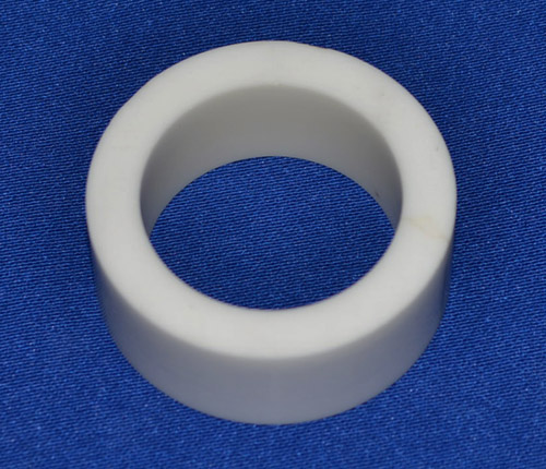 為什么都選擇氧化鋯陶瓷環(huán)用作襯套？